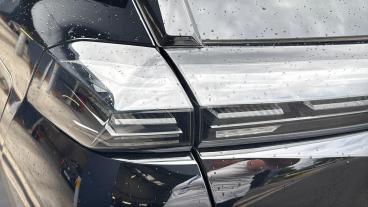 SPOTICAR Peugeot 2008 1.2 Gt E-dsc6 Euro 6 (s/s) 5dr Used Car - Suv Hybrid Black - Sheffield - 1200627013_5