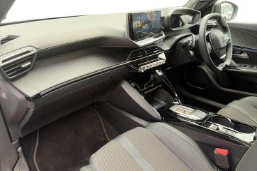 SPOTICAR Peugeot 2008 1.2 Gt E-dsc6 Euro 6 (s/s) 5dr Used Car - Suv Hybrid White - Newark On Trent - 1200627063_2