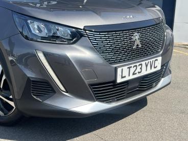 SPOTICAR Peugeot 2008 1.2 Puretech Allure Premium + Euro 6 (s/s) 5dr Used Car - Suv Petrol Grey - Watford - 1200629018_3