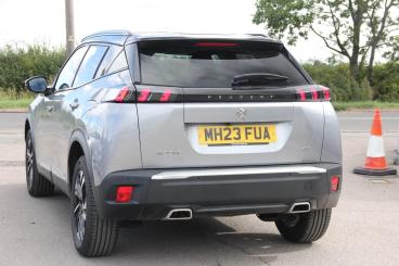 SPOTICAR Peugeot 2008 1.2 Puretech Gt Eat Euro 6 (s/s) 5dr Used Car - Suv Petrol Grey - Bulkington - 1200631214_3
