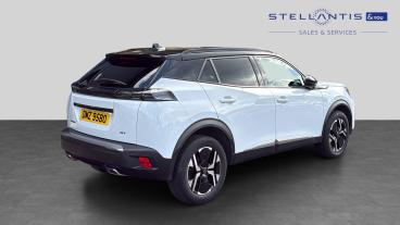 SPOTICAR Peugeot 2008 1.2 Puretech Gt Eat Euro 6 (s/s) 5dr Used Car - Suv Petrol White - Sheffield - 1200631504_3