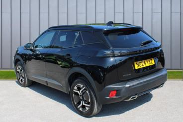 SPOTICAR Peugeot 2008 1.2 Puretech Allure Euro 6 (s/s) 5dr Used Car - Suv Petrol Black - Yeovil - 1200632796_5