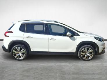 SPOTICAR Peugeot 2008 1.2 Puretech Gpf Allure Euro 6 (s/s) 5dr Used Car - Suv Petrol White - Guisborough - 1200635175_2