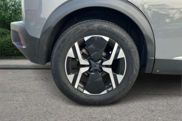 SPOTICAR Peugeot 2008 1.2 Puretech Gt Eat Euro 6 (s/s) 5dr Used Car - Suv Petrol Grey - Newbury - 1200642801_5