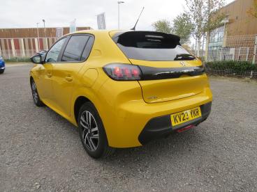 SPOTICAR Peugeot 208 1.2 Puretech Active Premium + Euro 6 (s/s) 5dr Used Car - Hatchback Petrol Yellow - Rugby - 1200555696_5