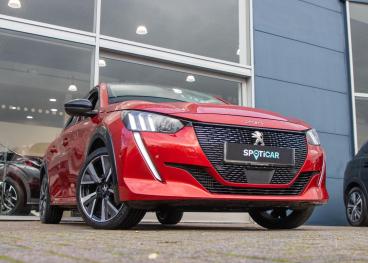 SPOTICAR Peugeot 208 1.2 Puretech Gt Euro 6 (s/s) 5dr Used Car - Hatchback Petrol Red - Aldershot - 1200556648_5