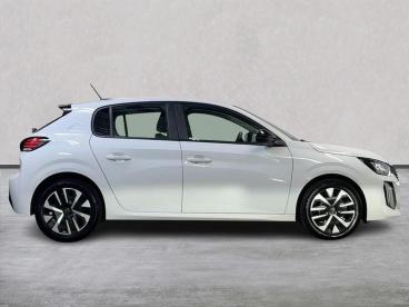 SPOTICAR Peugeot 208 1.2 Puretech Active Euro 6 (s/s) 5dr Used Car - Hatchback Petrol White - Belfast - 1200557135_3