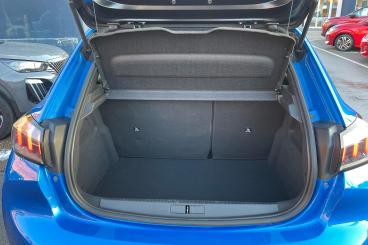 SPOTICAR Peugeot 208 1.2 Puretech Gt Eat Euro 6 (s/s) 5dr Used Car - Hatchback Petrol Blue - Newark On Trent - 1200559009_5