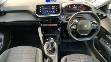 SPOTICAR Peugeot 208 1.2 Puretech Active Premium Euro 6 (s/s) 5dr Used Car - Hatchback Petrol White - Maidstone - 1200560260_4