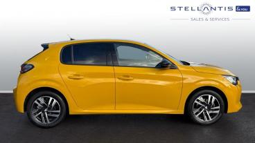 SPOTICAR Peugeot 208 1.2 Puretech Allure Premium + Euro 6 (s/s) 5dr Used Car - Hatchback Petrol  - Bristol - 1200564386_2