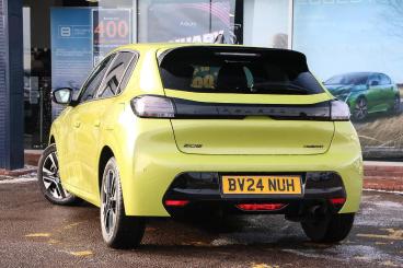 SPOTICAR Peugeot 208 1.2 Hybrid Allure E-dsc6 Euro 6 (s/s) 5dr Used Car - Hatchback Hybrid Yellow - Bulkington - 1200564675_4