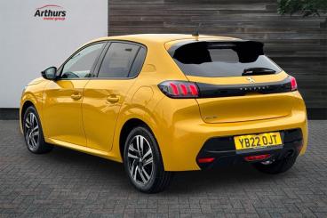 SPOTICAR Peugeot 208 1.2 Puretech Allure Premium Eat Euro 6 (s/s) 5dr Used Car - Hatchback Petrol  - Newtown - 1200567760_5