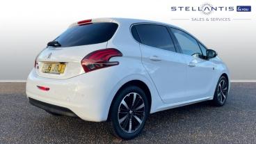 SPOTICAR Peugeot 208 1.2 Puretech Tech Edition Euro 6 (s/s) 5dr Used Car - Hatchback Petrol Yellow - Hatfield - 1200568999_4