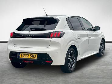 SPOTICAR Peugeot 208 1.2 Puretech Allure Premium Euro 6 (s/s) 5dr Used Car - Hatchback Petrol White - Stockton On Tees - 1200571292_3