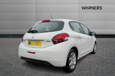 SPOTICAR Peugeot 208 1.2 Puretech Active Euro 6 5dr Used Car - Hatchback Petrol White - Tewkesbury - 1200571815_4