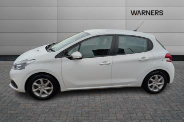 SPOTICAR Peugeot 208 1.2 Puretech Active Euro 6 5dr Used Car - Hatchback Petrol White - Tewkesbury - 1200571815_5