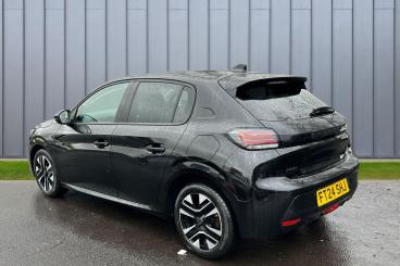 SPOTICAR Peugeot 208 1.2 Puretech Allure Euro 6 (s/s) 5dr Used Car - Hatchback Petrol Black - Taunton - 1200572400_4