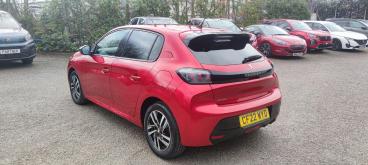 SPOTICAR Peugeot 208 1.2 Puretech Allure Premium Eat Euro 6 (s/s) 5dr Used Car - Hatchback Petrol Red - Crewe - 1200576685_5