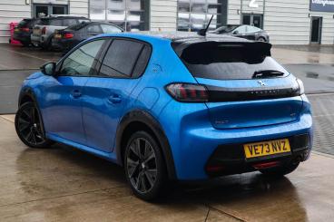 SPOTICAR Peugeot 208 1.2 Puretech Gt Eat Euro 6 (s/s) 5dr Used Car - Hatchback Petrol Blue - Bromsgrove - 1200578014_2