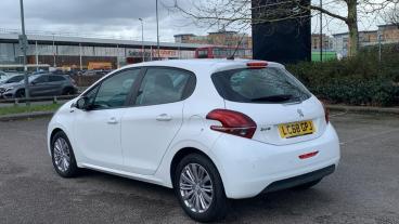 SPOTICAR Peugeot 208 1.2 Puretech Signature Euro 6 (s/s) 5dr Used Car - Hatchback Petrol Yellow - Croydon - 1200578494_5