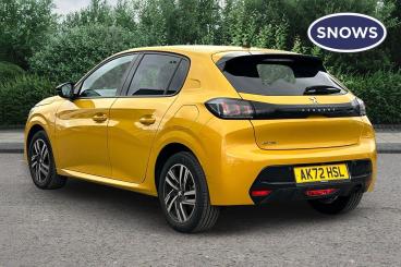 SPOTICAR Peugeot 208 1.2 Puretech Allure Premium + Euro 6 (s/s) 5dr Used Car - Hatchback Petrol Yellow - Newbury - 1200581724_3