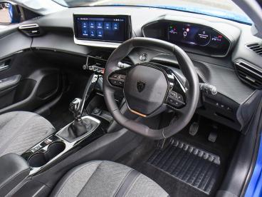 SPOTICAR Peugeot 208 1.2 Puretech Allure Euro 6 (s/s) 5dr Used Car - Hatchback Petrol Blue - Hinckley - 1200581853_4