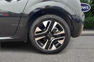SPOTICAR Peugeot 208 1.2 Puretech Allure Euro 6 (s/s) 5dr Used Car - Hatchback Petrol Black - Newbury - 1200584155_5