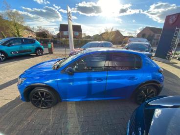SPOTICAR Peugeot 208 1.2 Puretech Gt Premium Eat Euro 6 (s/s) 5dr Used Car - Hatchback Petrol Blue - Colchester - 1200589288_4