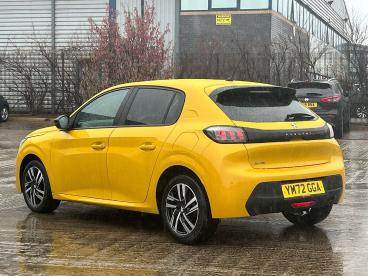 SPOTICAR Peugeot 208 1.2 Puretech Active Premium + Euro 6 (s/s) 5dr Used Car - Hatchback Petrol Yellow - Blackpool - 1200589396_3
