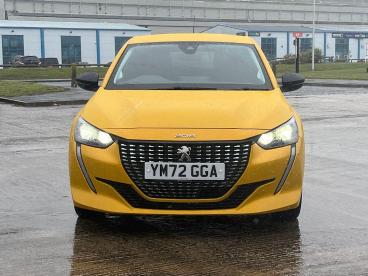 SPOTICAR Peugeot 208 1.2 Puretech Active Premium + Euro 6 (s/s) 5dr Used Car - Hatchback Petrol Yellow - Blackpool - 1200589396_4