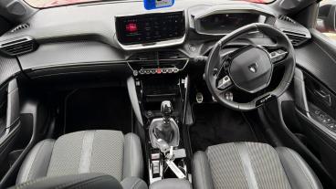 SPOTICAR Peugeot 208 1.2 Puretech Gt Euro 6 (s/s) 5dr Used Car - Hatchback Petrol  - Maidstone - 1200589639_4