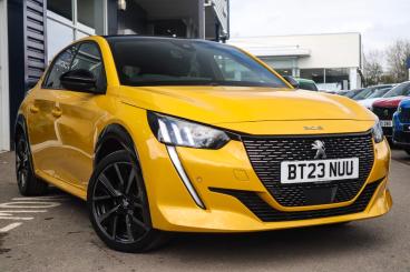 SPOTICAR Peugeot 208 1.2 Puretech Gt Eat Euro 6 (s/s) 5dr Used Car - Hatchback Petrol Yellow - Leamington - 1200590247_1