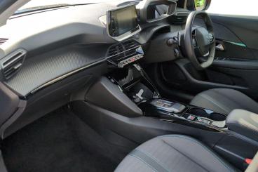 SPOTICAR Peugeot 208 1.2 Puretech Allure Premium + Eat Euro 6 (s/s) 5dr Used Car - Hatchback Petrol Blue - Portsmouth - 1200593414_2