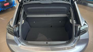 SPOTICAR Peugeot 208 1.2 Gt E-dsc6 Euro 6 (s/s) 5dr Used Car - Hatchback Hybrid Silver - Walton On Thames - 1200593642_5