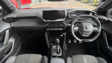 SPOTICAR Peugeot 208 1.2 Puretech Gt Euro 6 (s/s) 5dr Used Car - Hatchback Petrol Red - London - 1200593863_4