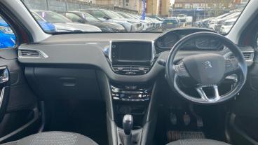 SPOTICAR Peugeot 208 1.2 Puretech Tech Edition Euro 6 (s/s) 5dr Used Car - Hatchback Petrol Red - Romford - 1200594290_4