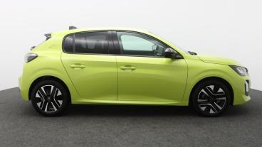 SPOTICAR Peugeot 208 1.2 Puretech Allure Euro 6 (s/s) 5dr Used Car - Hatchback Petrol Yellow - Penryn - 1200598688_2