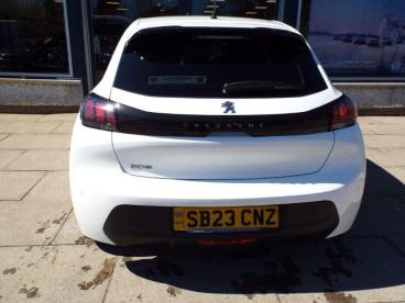 SPOTICAR Peugeot 208 1.2 Puretech Active Premium + Euro 6 (s/s) 5dr Used Car - Hatchback Petrol White - Campeltown - 1200599577_4