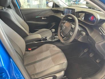 SPOTICAR Peugeot 208 1.2 Puretech Allure Premium + Euro 6 (s/s) 5dr Used Car - Hatchback Petrol Blue - Bridgend - 1200599704_3