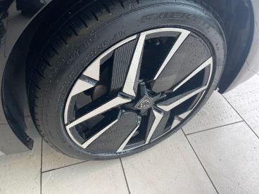 SPOTICAR Peugeot 208 1.2 Puretech Gt Euro 6 (s/s) 5dr Used Car - Hatchback Petrol Grey - Bridgend - 1200603912_4