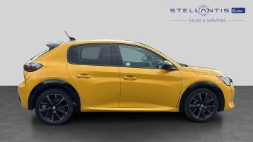SPOTICAR Peugeot 208 1.2 Puretech Gt Euro 6 (s/s) 5dr Used Car - Hatchback Petrol Yellow - Stockport - 1200606538_2
