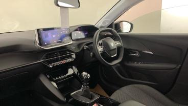 SPOTICAR Peugeot 208 1.2 Puretech Allure Euro 6 (s/s) 5dr Used Car - Hatchback Petrol White - Birmingham - 1200607155_2