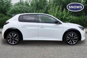 SPOTICAR Peugeot 208 1.2 Puretech Gt Eat Euro 6 (s/s) 5dr Used Car - Hatchback Petrol White - Portsmouth - 1200607270_4