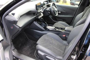 SPOTICAR Peugeot 208 1.2 Gt Premium E-dsc6 Euro 6 (s/s) 5dr Used Car - Hatchback Hybrid Black - Yeovil - 1200607293_2