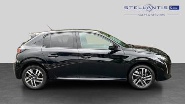 SPOTICAR Peugeot 208 1.2 Puretech Allure Premium + Eat Euro 6 (s/s) 5dr Used Car - Hatchback Petrol Black - Walton On Thames - 1200608581_2