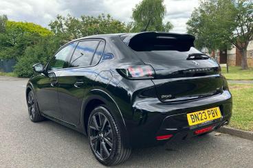 SPOTICAR Peugeot 208 1.2 Puretech Gt Eat Euro 6 (s/s) 5dr Used Car - Hatchback Petrol Black - Sidcup - 1200608768_2