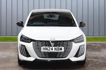 SPOTICAR Peugeot 208 1.2 Puretech Gt Euro 6 (s/s) 5dr Used Car - Hatchback Petrol White - Weston-super-mare - 1200608855_2