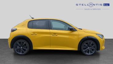SPOTICAR Peugeot 208 1.2 Puretech Gt Eat Euro 6 (s/s) 5dr Used Car - Hatchback Petrol Yellow - Preston - 1200610168_2
