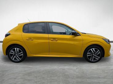 SPOTICAR Peugeot 208 1.2 Puretech Active Premium + Euro 6 (s/s) 5dr Used Car - Hatchback Petrol Yellow - Stockton On Tees - 1200610410_2