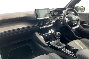 SPOTICAR Peugeot 208 1.2 Puretech Gt Line Euro 6 (s/s) 5dr Used Car - Hatchback Petrol Blue - Basildon - 1200618254_2